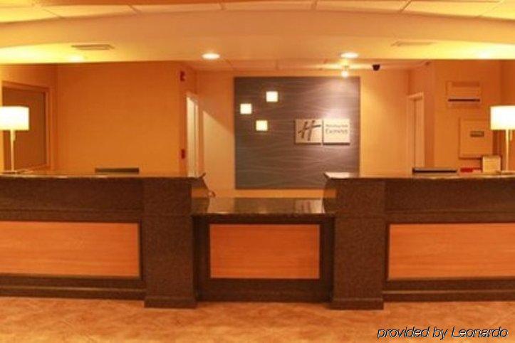 Holiday Inn Express Hotel & Suites Cocoa Beach By Ihg Інтер'єр фото